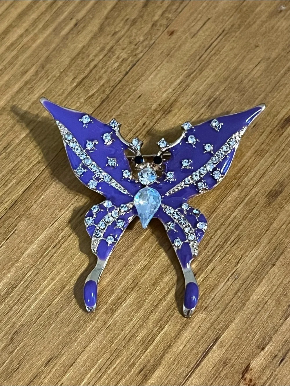 Purple monarch butterfly brooch gold tone purple enamel rhinestones 1 1/2”